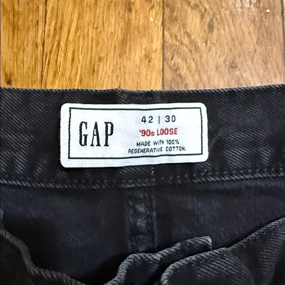 GAP 90’s Loose Jeans - Picture 4 of 5